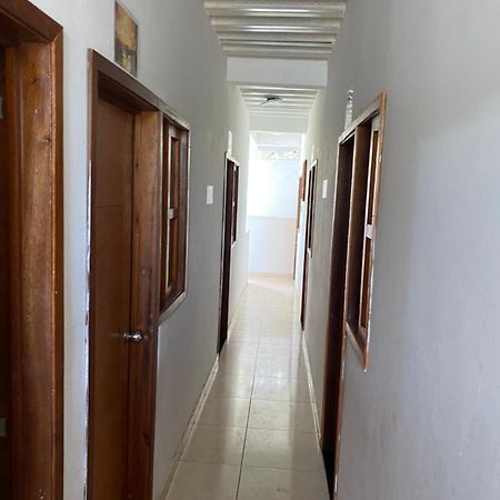 Hospedaje Valentina Inírida Exterior foto