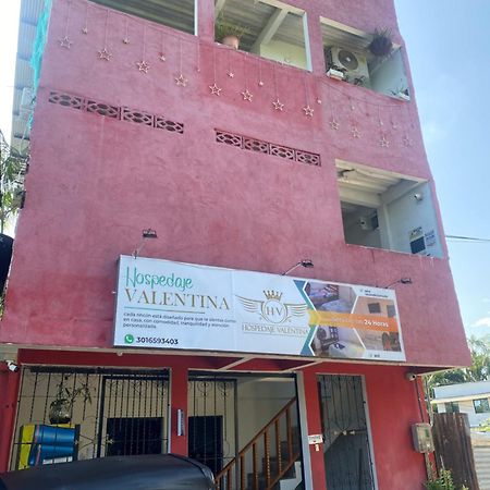 Hospedaje Valentina Inírida Exterior foto